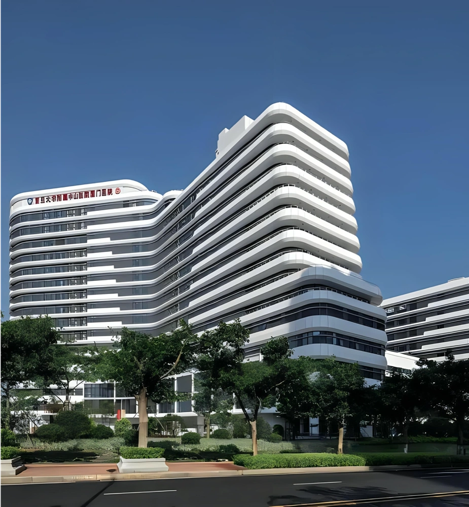 Zhongshan Hospital of Xiamen University - Photo 2