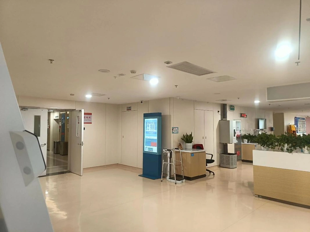 Guizhou Provincial People's Hospital - Photo 2