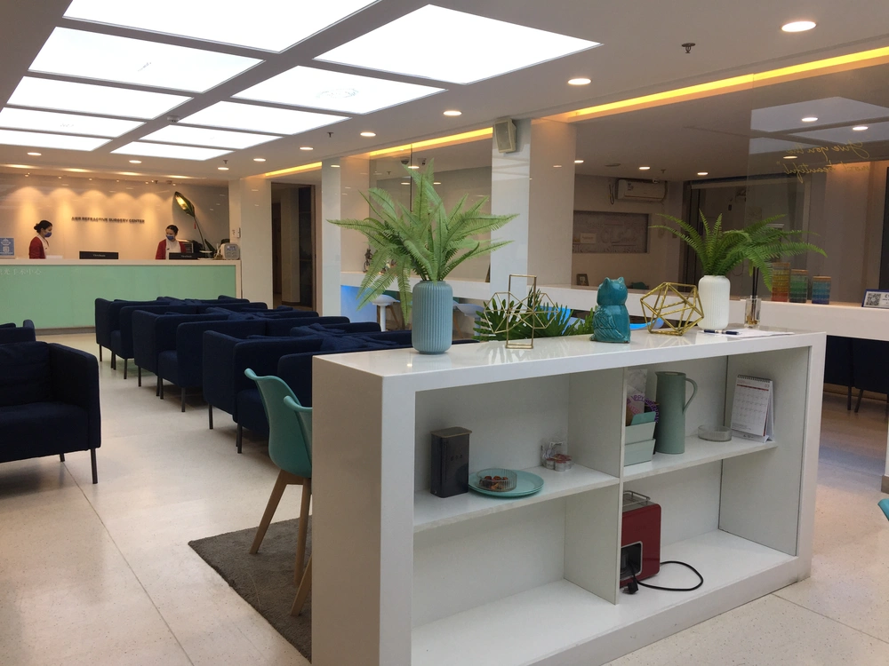 Liaoning Aier Eye Hospital - Photo 2