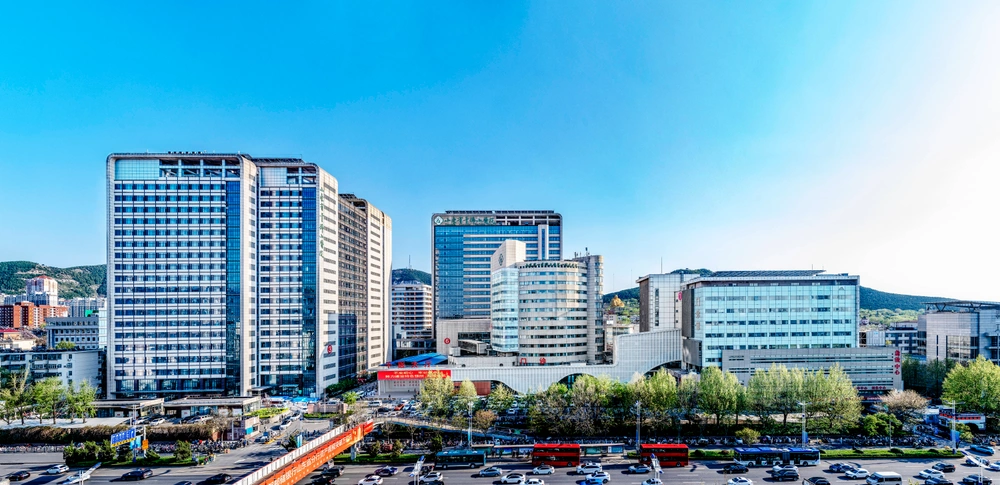 The First Affiliated Hospital of Shandong First Medical University - Photo 1