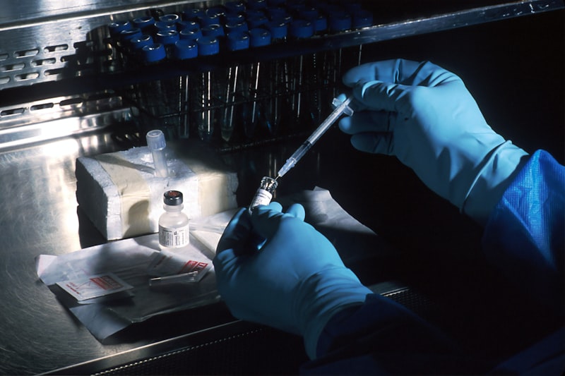 Chinese Researchers Discover Reversible Path to Combat Immune Aging - West China Hospital Nature Paper
