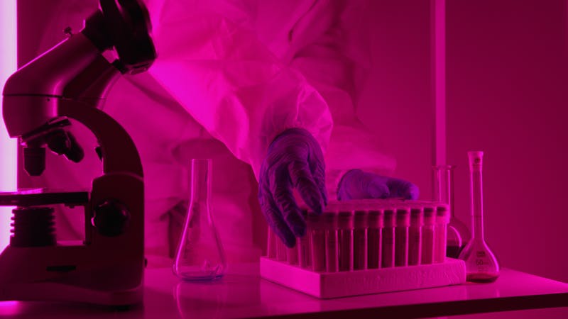 Medical research laboratory for CAR-T cell therapy development